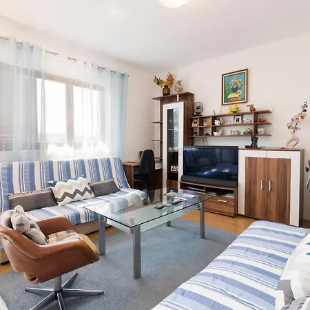 With Parking Space Kastel Stafilic, - 24918 Apartamento *