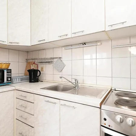 With Parking Space Kastel Stafilic, - 24918 *